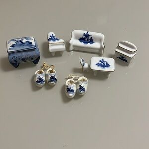 Vintage DELFTWare COLLECTION